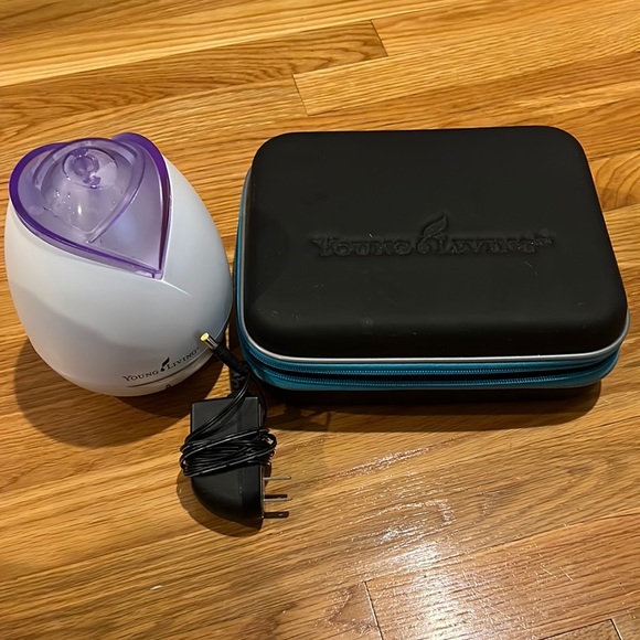 Young living diffuser, case and oils